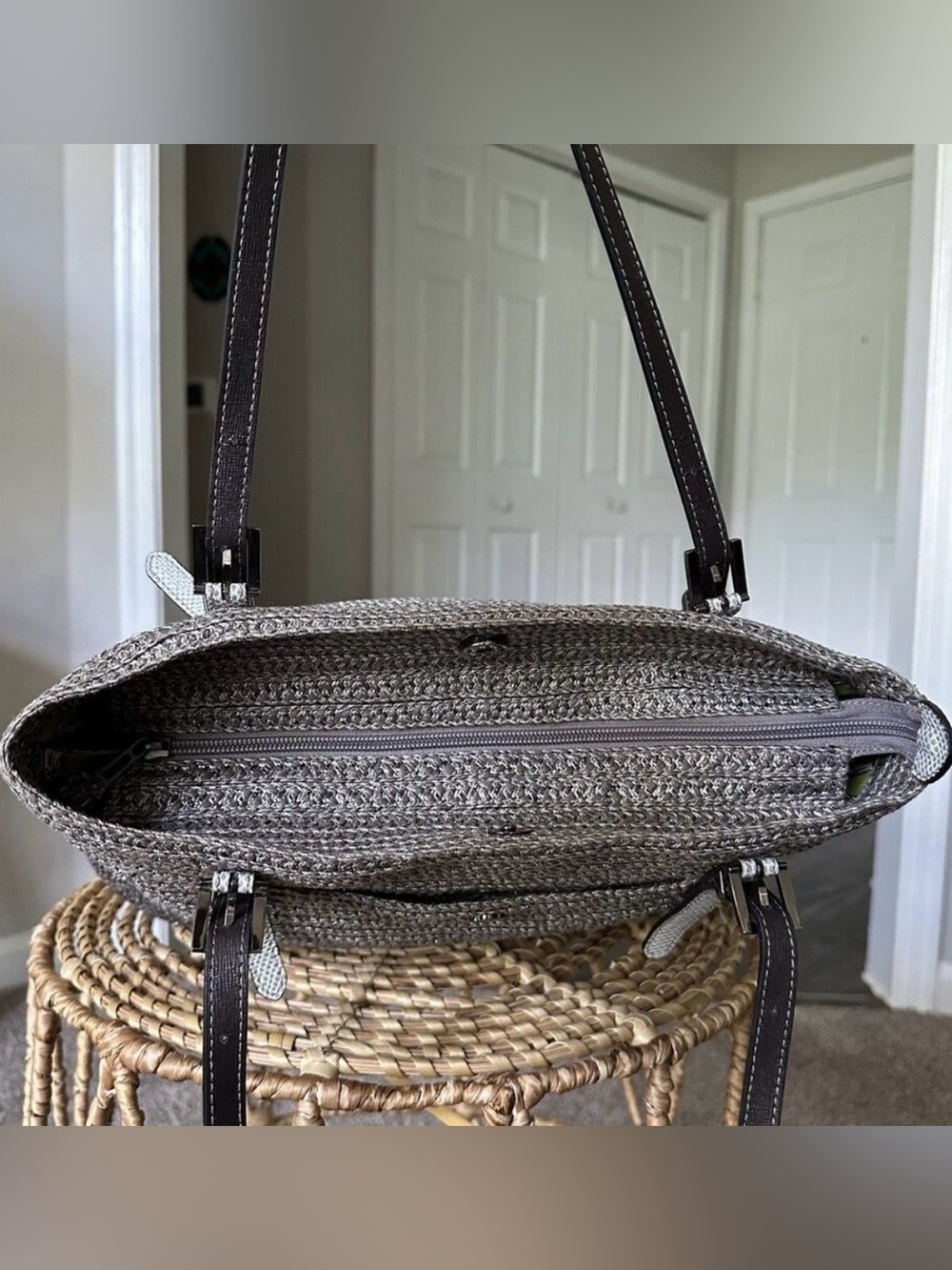 Eric Javits Silver Raffia Woven Tote Shoulder Bag - Picture 7 of 11